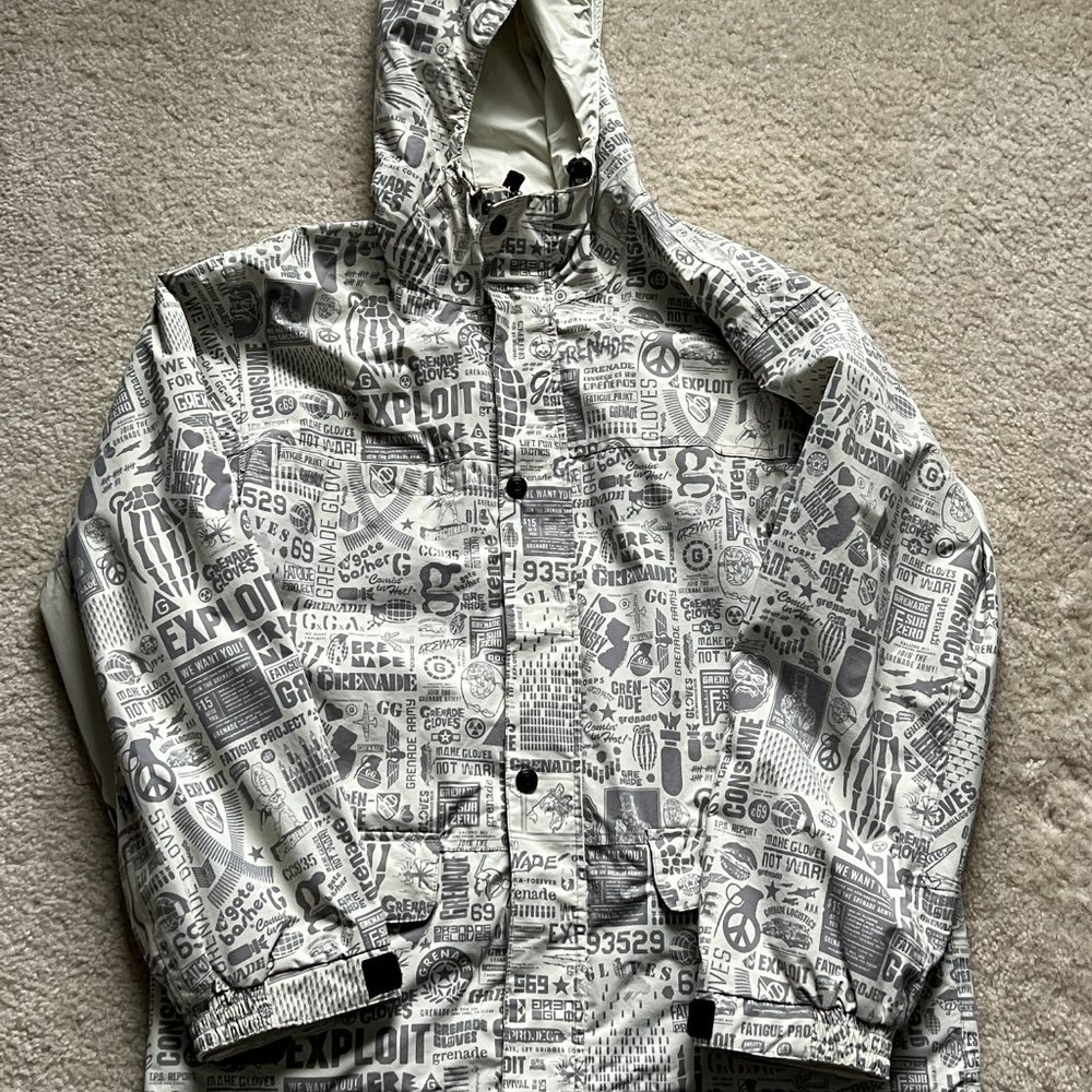 REVERSIBLE GRENADE GLOVES SNOWBOARD WINTER JACKET SHELL Burton 686 Dakine